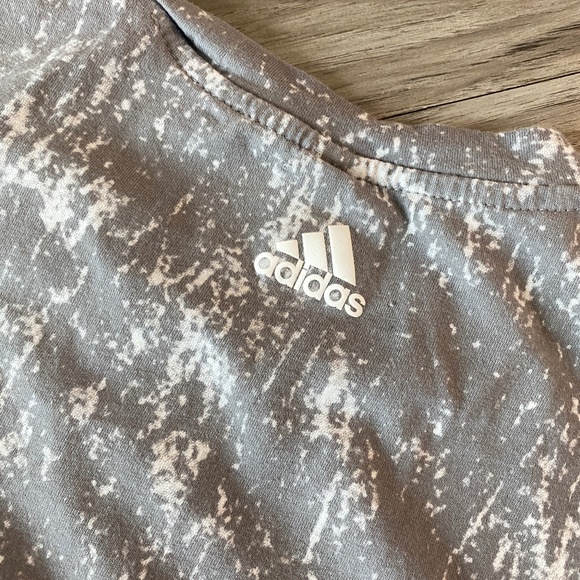 Adidas Twist Front Logo Crop Tank Acid Wash Grey Size S - Picture 8 of 8